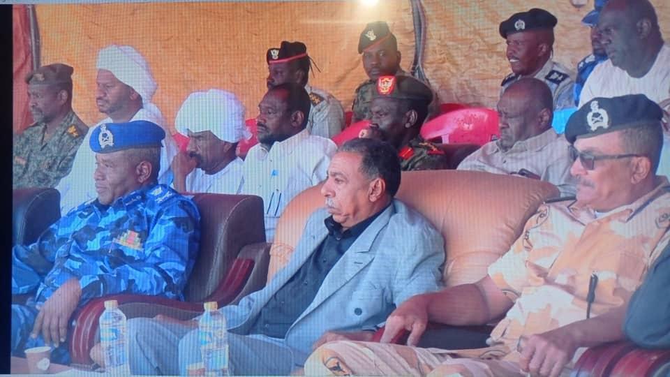 والي الشمالية يشهد تخريج دورات الأمن الداخلي وحرب المدن والي الشمالية يشهد تخريج دورات الأمن الداخلي وحرب المدن