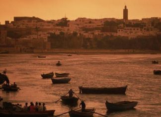 علماء آثار مغاربة يكتشفون منطقة “أول” ميناء أثري في الرباط علماء آثار مغاربة يكتشفون منطقة "أول" ميناء أثري في الرباط