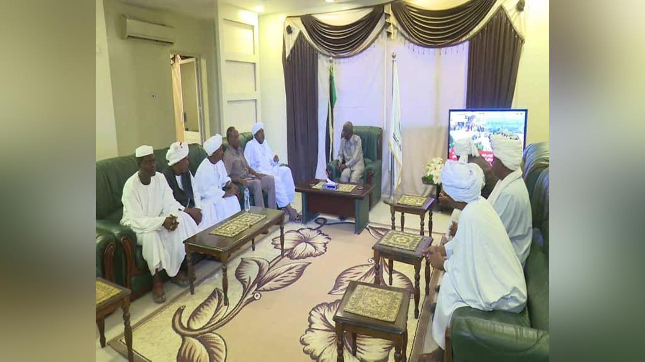 والي كسلا يدعو الي وحدة مكونات مجتمع الولاية والي كسلا يدعو الي وحدة مكونات مجتمع الولاية