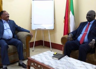 نائب رئيس مجلس السيادة يلتقي مدير الشركة السودانية للموارد المعدنية نائب رئيس مجلس السيادة يلتقي مدير الشركة السودانية للموارد المعدنية