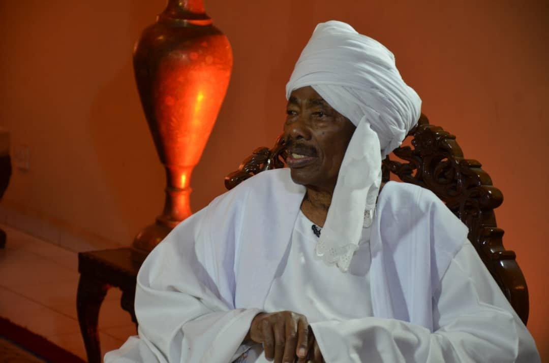 رئيس حزب الأمة القومي يزور القاهرة رئيس حزب الأمة القومي يزور القاهرة