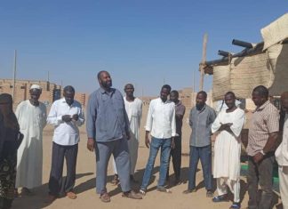 وفد صناديق الإسكان القومي والولائي يتفقدون النازحين بمدينة النهضة بعطبرة وفد صناديق الإسكان القومي والولائي يتفقدون النازحين بمدينة النهضة بعطبرة