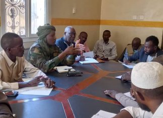 تنسيق بين الحركات والعون الإنساني بالفاشر لايصال المساعدات لشمال دارفور تنسيق بين الحركات والعون الإنساني بالفاشر لايصال المساعدات لشمال دارفور