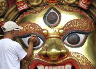 القضاء الأميركي يعيد أربع قطع فنية مسروقة إلى نيبال القضاء الأميركي يعيد أربع قطع فنية مسروقة إلى نيبال