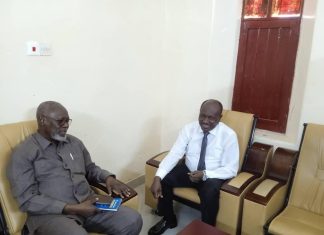 وزير الداخلية يبحث مع عطرون اوضاع اللاجئين وزير الداخلية يبحث مع عطرون اوضاع اللاجئين