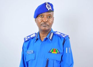 الشرطة تستعيد2300بطاقة بمجمعي كرري وام درمان الشرطة تستعيد2300بطاقة بمجمعي كرري وام درمان