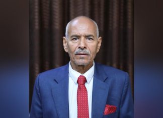 وزير الخارجية المكلف يتلقى برقية تهنئة من نظيره الجزائري وزير الخارجية المكلف يتلقى برقية تهنئة من نظيره الجزائري