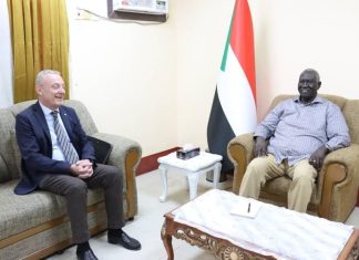 تفاصيل لقاء بين نائب البرهان ورئيس اللجنة الدولية للصليب الاحمر بشأن المساعدات الإنسانية لمتضرري الحرب.. وفق رؤية السودان تفاصيل لقاء بين نائب البرهان ورئيس اللجنة الدولية للصليب الاحمر بشأن المساعدات الإنسانية لمتضرري الحرب.. وفق رؤية السودان