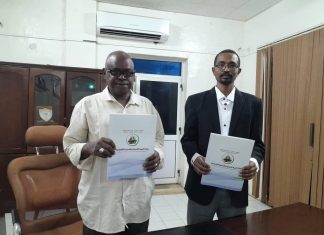 وزير البنية التحتية بالنيل الابيض يتسلم مهام عمله وزير البنية التحتية بالنيل الابيض يتسلم مهام عمله