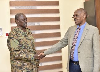 وزير المعادن يوكد مساندته لولاية الخرطوم فى معركة الكرامة وزير المعادن يوكد مساندته لولاية الخرطوم فى معركة الكرامة