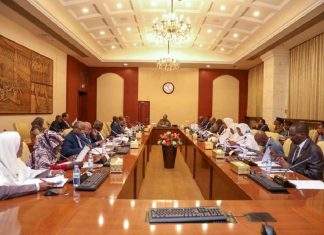 القمة العربية تؤكد تضامنها مع السودان والحفاظ على مؤسسات الدولة القمة العربية تؤكد تضامنها مع السودان والحفاظ على مؤسسات الدولة