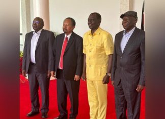 إعلان نيروبي بين حمدوك وعبد الواحد يدعو لتأسيس دولة “علمانية” وكشف تفاصيل عن الجيش وظهور رئيس كينيا والحلو في توقيع الإتفاق إعلان نيروبي بين حمدوك وعبد الواحد يدعو لتأسيس دولة “علمانية” وكشف تفاصيل عن الجيش وظهور رئيس كينيا والحلو في توقيع الإتفاق