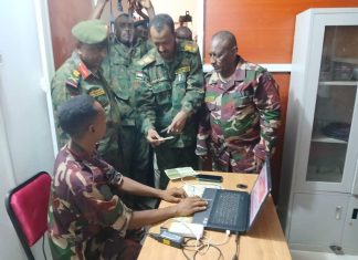 والي الجزيرة يفتتح مركز الراية الخضراء للاعلام العسكرى والي الجزيرة يفتتح مركز الراية الخضراء للاعلام العسكرى