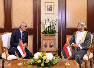 وزير الخارجية يلتقي نظيرھ العماني وزير الخارجية يلتقي نظيرھ العماني