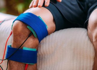 العلاج بالنبضات الكهربائية.. بصيص أمل لمصابي الشلل العلاج بالنبضات الكهربائية.. بصيص أمل لمصابي الشلل