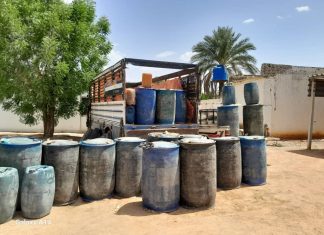 المخابرات تحبط محاولة تهريب وقود للمليشا بالنيل الأبيض المخابرات تحبط محاولة تهريب وقود للمليشا بالنيل الأبيض