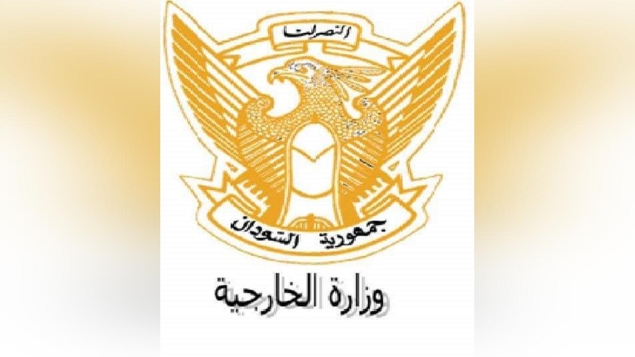 الخارجية تطالب مكتب الصحة العالمية لتوضيح ملابسات استخدام المليشيا لزي المنظمة الخارجية تطالب مكتب الصحة العالمية لتوضيح ملابسات استخدام المليشيا لزي المنظمة