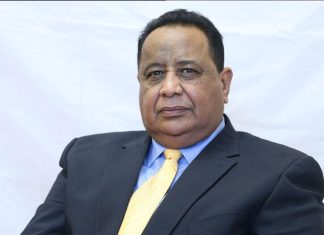 غندور يرد على وصفه بـ”الفلول والكوز” ويتحدث عن خطأ القوات المسلحة وصناديق الإقتراع “فيديو” غندور يرد على وصفه بـ”الفلول والكوز” ويتحدث عن خطأ القوات المسلحة وصناديق الإقتراع “فيديو”