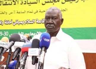 عقار: القوات المسلحةهي القوة الوحيدة المؤهلة لتحقيق السلام والاستقرار بالبلاد عقار: القوات المسلحةهي القوة الوحيدة المؤهلة لتحقيق السلام والاستقرار بالبلاد