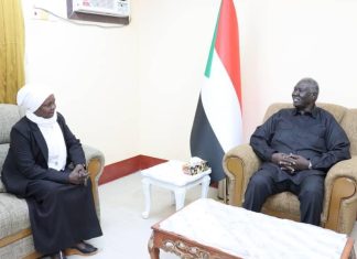 عقار يطلع على مجمل الأوضاع الإنسانية بولاية النيل الأزرق عقار يطلع على مجمل الأوضاع الإنسانية بولاية النيل الأزرق