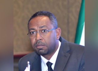 أمجد فريد: دعوات الضغط على مناوي للانسحاب من الفاشر وتسليمها للدعم السريع سقوط أمجد فريد: دعوات الضغط على مناوي للانسحاب من الفاشر وتسليمها للدعم السريع سقوط