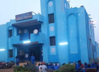 رئاسة شرطة السودان تعلن استلام 126 من منسوبيها كانوا معتقلين لدى الدعم السريع رئاسة شرطة السودان تعلن استلام 126 من منسوبيها كانوا معتقلين لدى الدعم السريع