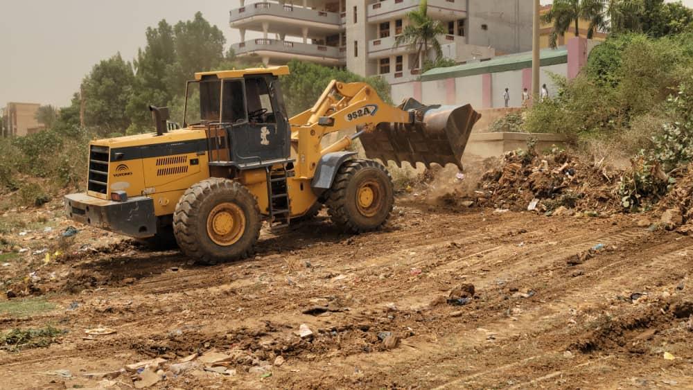 هيئة الطرق والجسور ومصارف المياه بالخرطوم: تكامل الأدوار لتأمين العودة الامنة للمواطنين هيئة الطرق والجسور ومصارف المياه بالخرطوم: تكامل الأدوار لتأمين العودة الامنة للمواطنين