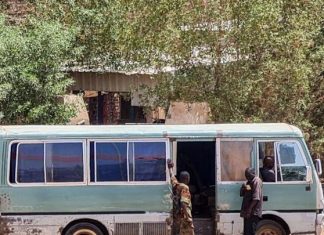 حرب السودان… مدنيون عالقون بين محاكم الجيش ومعتقلات “الدعم” حرب السودان... مدنيون عالقون بين محاكم الجيش ومعتقلات "الدعم"