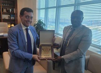 وزير الداخلية يلتقي مدير مكتب الأمم المتحدة لمكافحة الإرهاب بنيويورك وزير الداخلية يلتقي مدير مكتب الأمم المتحدة لمكافحة الإرهاب بنيويورك
