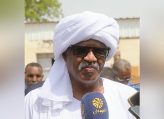 القضارف تشرع فى توزيع ٨٤٠ طن تقاوى لصغار المزارعين القضارف تشرع فى توزيع ٨٤٠ طن تقاوى لصغار المزارعين