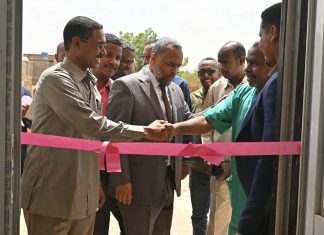 وزير الصحة الإتحادي يقف على الوضع الصحي بكسلا ويفتتح المشرحة وزير الصحة الإتحادي يقف على الوضع الصحي بكسلا ويفتتح المشرحة