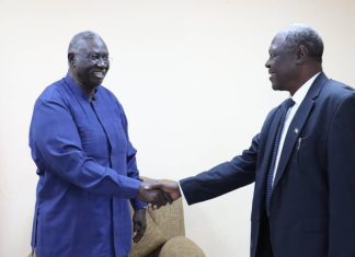 عقار يطلع على مقترحات وزارة الثقافة لحماية التراث السوداني ومتحف بانوراما معركة الكرامة عقار يطلع على مقترحات وزارة الثقافة لحماية التراث السوداني ومتحف بانوراما معركة الكرامة