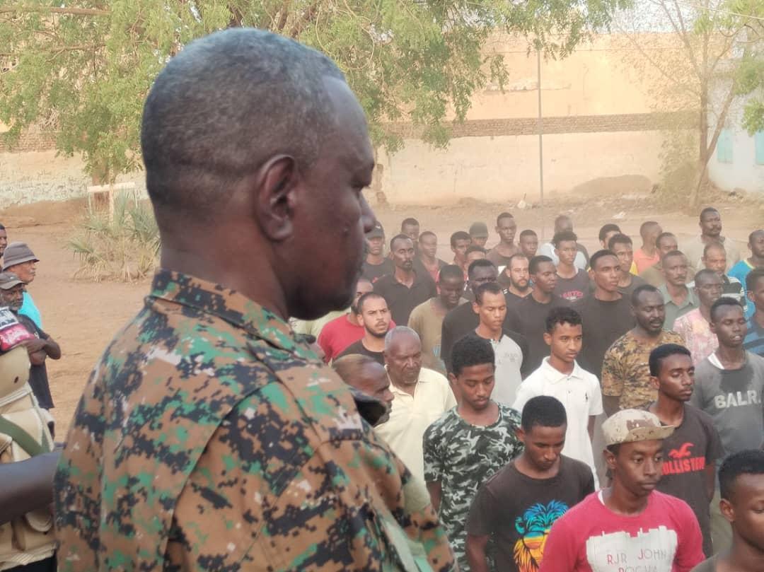 والي الخرطوم: المقاومةا لشعبية الدرع الواقي للمواطن للتصدي لانتهاكات المليشيا المتمردة والي الخرطوم: المقاومةا لشعبية الدرع الواقي للمواطن للتصدي لانتهاكات المليشيا المتمردة
