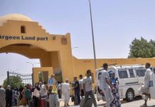 هكذا يدفع جيران السودان ثمن أزمته الاقتصادية والسياسية هكذا يدفع جيران السودان ثمن أزمته الاقتصادية والسياسية