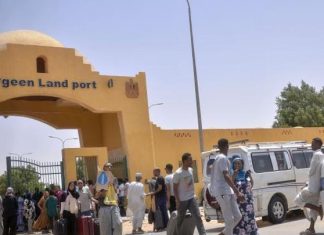 هكذا يدفع جيران السودان ثمن أزمته الاقتصادية والسياسية هكذا يدفع جيران السودان ثمن أزمته الاقتصادية والسياسية