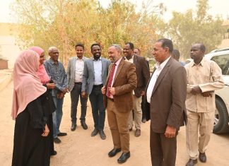وزير الصحة الإِتحادي: الدواء أمن قومِي وزير الصحة الإِتحادي: الدواء أمن قومِي