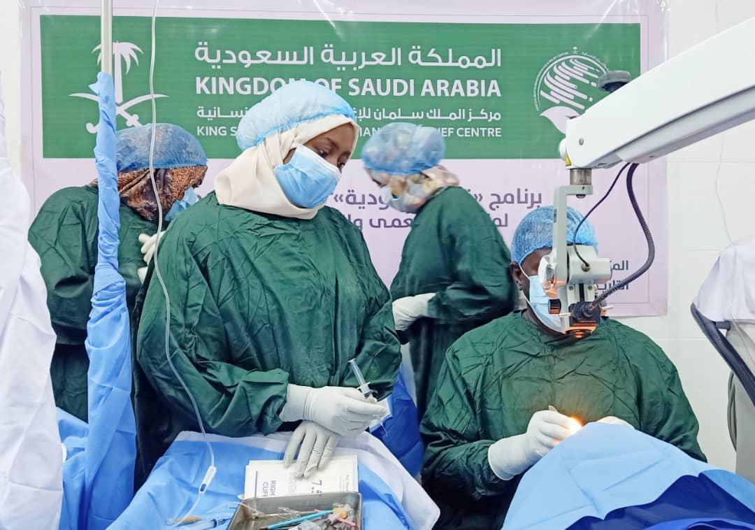 المدير الإقليمي لمؤسسة البصر يزور مستشفى مكة بعطبرة وكسلا المدير الإقليمي لمؤسسة البصر يزور مستشفى مكة بعطبرة وكسلا