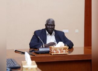عقار يلتقي وفد هيئة علماء السودان عقار يلتقي وفد هيئة علماء السودان