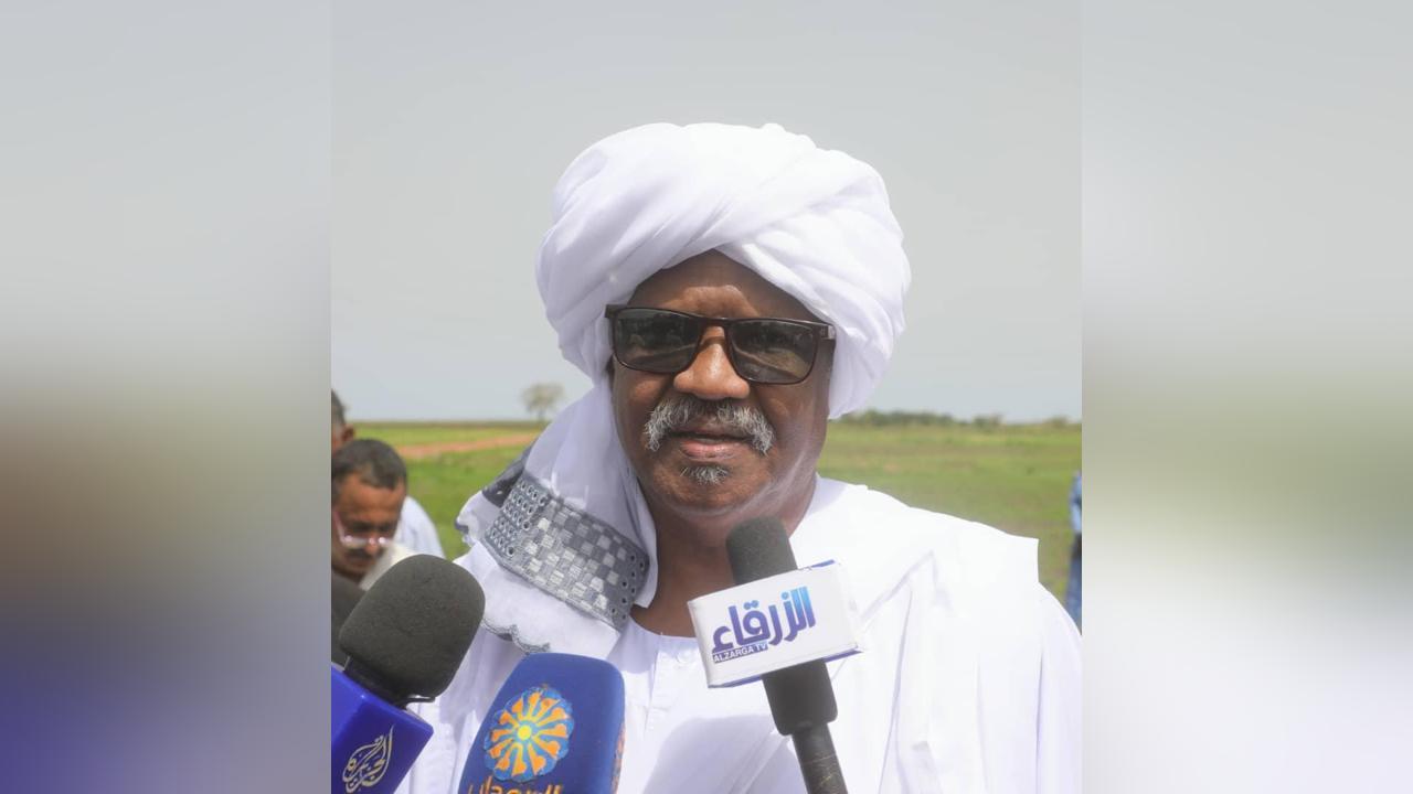 والى القضارف يصدرقرارا بتكوين لجنةعليا للبرنامج الدعوي بالولاية والى القضارف يصدرقرارا بتكوين لجنةعليا للبرنامج الدعوي بالولاية