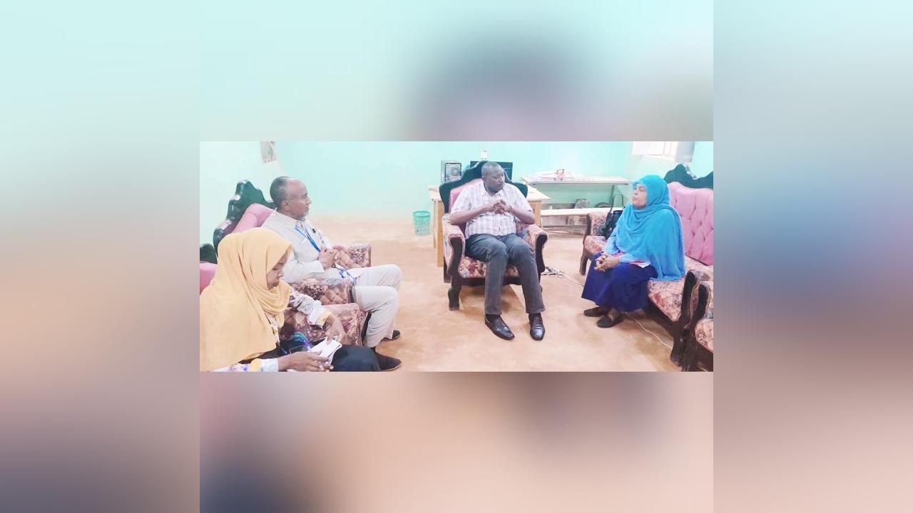 فريني يدعو لمناصرة المرأة فريني يدعو لمناصرة المرأة