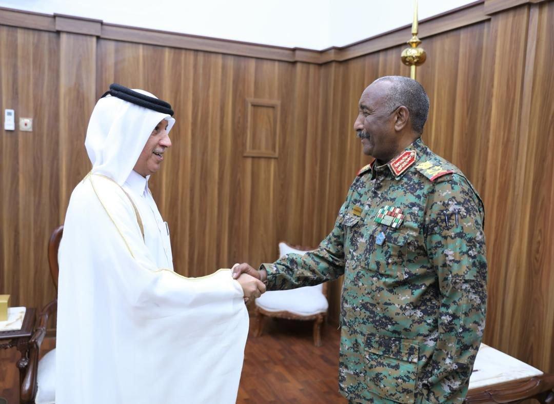 البرهان يبلغ مسؤول قطري وضع الجيش وأزمة السودان ويتلقى تأكيدات من أمير قطر البرهان يبلغ مسؤول قطري وضع الجيش وأزمة السودان ويتلقى تأكيدات من أمير قطر