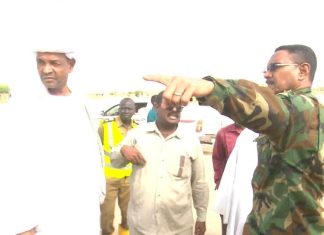 والي كسلا يتفقد مراكز الايواء والاحياء المتضررة من الامطار والي كسلا يتفقد مراكز الايواء والاحياء المتضررة من الامطار