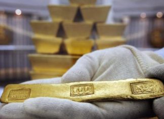 أفريقيا تتجه إلى اكتناز الذهب بسبب مخاطر الدولار أفريقيا تتجه إلى اكتناز الذهب بسبب مخاطر الدولار