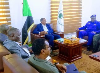 والي الشمالية يؤكد أهمية التنسيق مع معتمدية اللاجئين والي الشمالية يؤكد أهمية التنسيق مع معتمدية اللاجئين