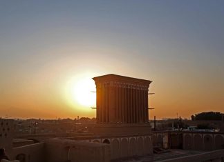 قبة حرارية تحاصرها.. صراع إيران مع درجات الحرارة المرتفعة غير المسبوقة قبة حرارية تحاصرها.. صراع إيران مع درجات الحرارة المرتفعة غير المسبوقة