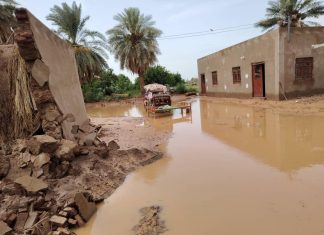 طوارئ وحدةالشريك الادارية تتفقد قرية ساقية فرح التي جرفتها السيول طوارئ وحدةالشريك الادارية تتفقد قرية ساقية فرح التي جرفتها السيول