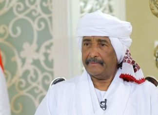 رئيس مجلس السيادة يتصل بامير قطر ويشكره على دعمه للسودان رئيس مجلس السيادة يتصل بامير قطر ويشكره على دعمه للسودان