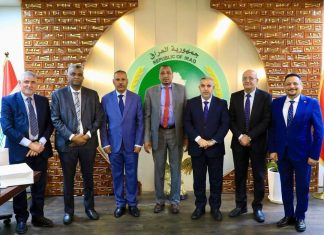 وزير الزراعة العراقي يلتقي مدير عام المنظمة العربية للتنمية الزراعية وزير الزراعة العراقي يلتقي مدير عام المنظمة العربية للتنمية الزراعية