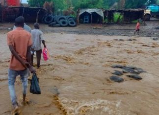 الأمطار والسيول تفاقم مأساة السودانيين الأمطار والسيول تفاقم مأساة السودانيين
