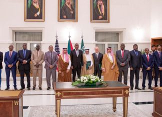 محلل سياسي لـ”أفريقيا برس”: تحركات الدعم السريع تهدف لتنفيذ إتفاق جدة أو استعدادا للقتال محلل سياسي لـ"أفريقيا برس": تحركات الدعم السريع تهدف لتنفيذ إتفاق جدة أو استعدادا للقتال